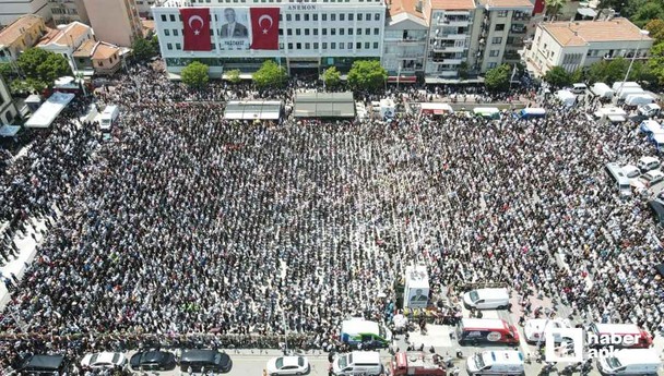 Ferdi Başkan, binlerce Manisalı tarafından gözyaşlarıyla uğurlandı