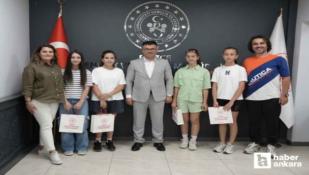 Okul Sporları Küçük Kızlar Tenis Türkiye Şampiyonası Ankara'da düzenlendi!