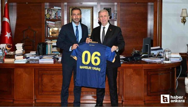 Ankaragücü'nden ABB Başkanı Mansur Yavaş'a ziyaret