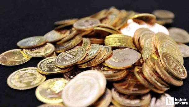 Altın fiyatları hafta sonuna düşüşle başladı: Gram, çeyrek, yarım altın fiyatları