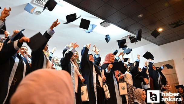 Altındağ Belediyesi okuma yazma seferberliğinde 90 kadın daha sertifika aldı