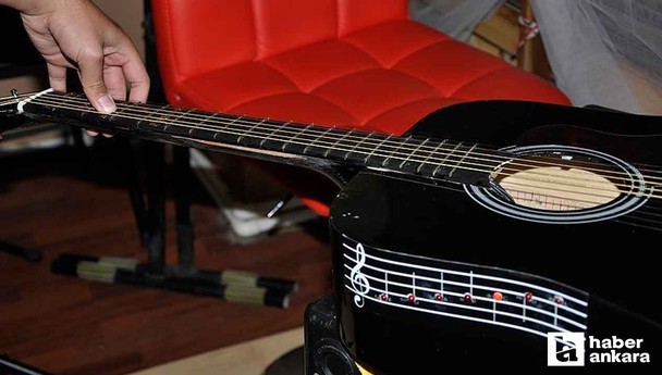 Keçiören Belediyesi'nden ücretsiz bağlama ve gitar kursu!
