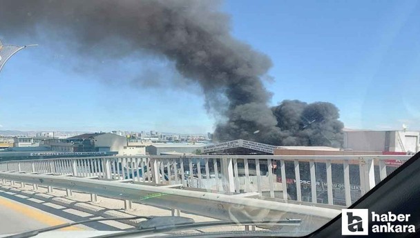 Sincan'da atık kağıt geri dönüşüm tesisinde yangın
