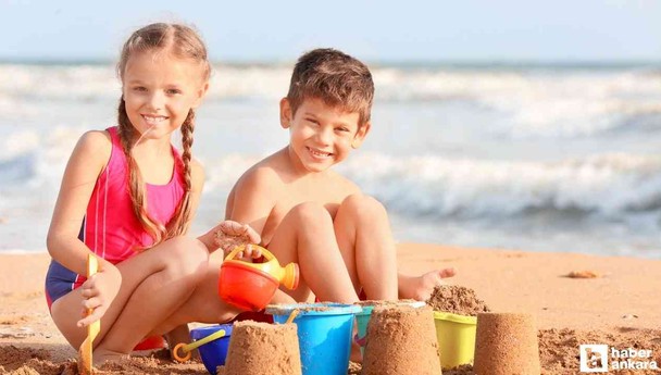 Yaz tatilini sorunsuz geçirmek isteyen anne babalara altın değerinde öneriler!