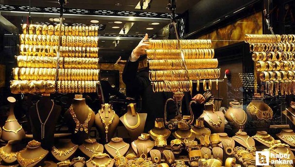 Altın uçuyor: Gram altının fiyatı tarihi rekoru kırdı, tüm zamanların en yüksek seviyesini gördü