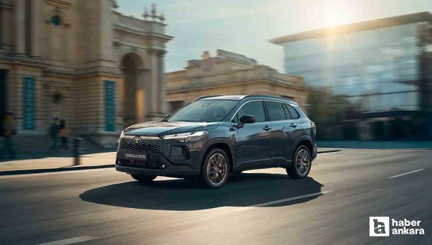 Hybrid motorlu Toyota Corolla Cross fiyat listesi değişti