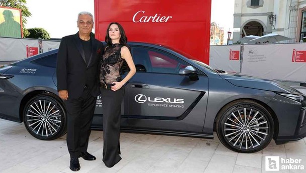 Lexus'un yeni ES sedan modeli tam not aldı!