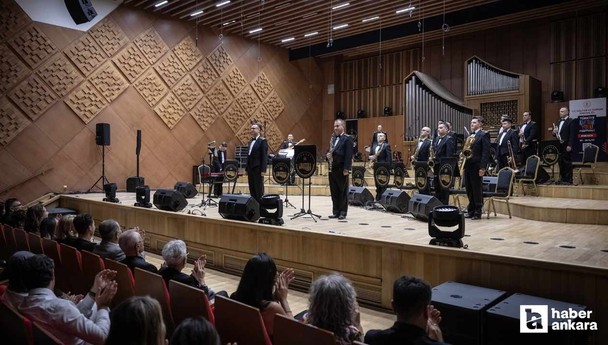 Başkentte Türk Armoni Yıldızları Orkestrası festival konserinde sahne aldı