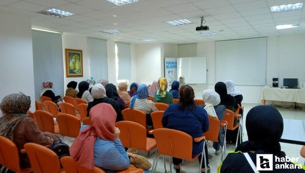 Pursaklar Belediyesi, Hüma Sultan Hanımevinde meal tefsir dersleri başladı
