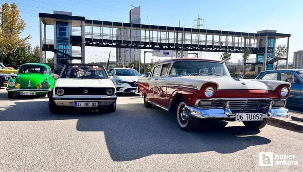 Ankara'da klasik otomobil tutkunlarından özel etkinlik