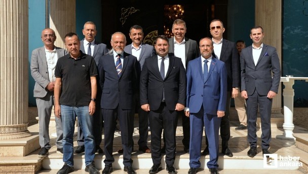 Kahramankazan Belediye Başkanı Çırpanoğlu, bürokratlarla kahvaltıda buluştu