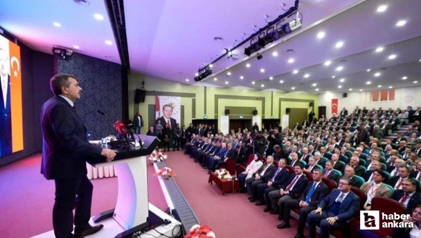 Bakan Tekin Ankara'da aldıkları kararı duyurdu: Okul kayıtlarında yeni dönem!