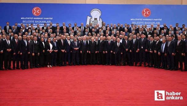 Devlet Bahçeli, MHP'li belediye başkanlarıyla Ankara'da bir araya geldi