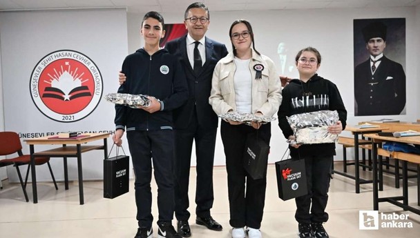 Altındağ Belediyesi'nin düzenlediği yarışmada başarılı öğrenciler ödüllendirildi
