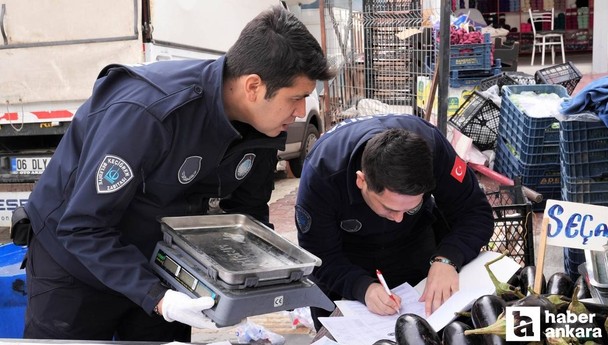 Keçiören zabıtası pazar esnafını denetledi