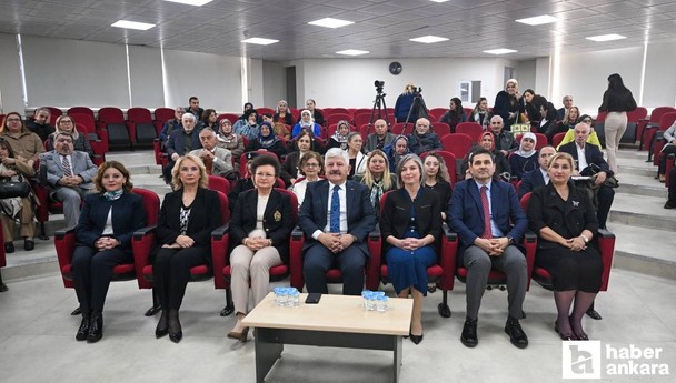 Başkentte 60 yaş üstü bireylere yönelik 3. Yaş Üniversitesi'nin eğitim yılı açıldı