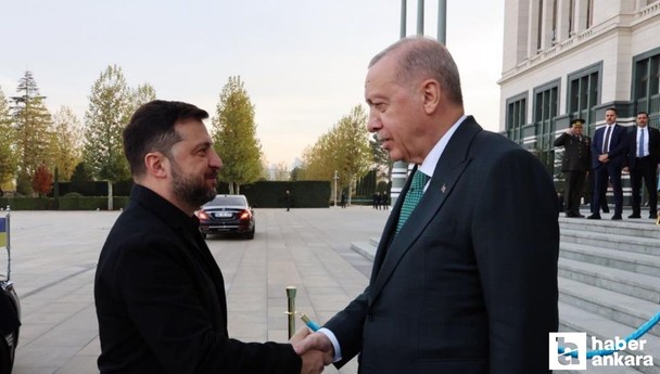 Cumhurbaşkanı Erdoğan ve Ukrayna Devlet Başkanı Zelenskiy Cumhurbaşkanlığı Külliyesi'nde bir araya geldi