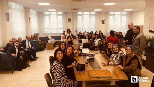 Pursaklar Belediyesi'nden öğretmenlere 24 Kasım için tatlı hediye!