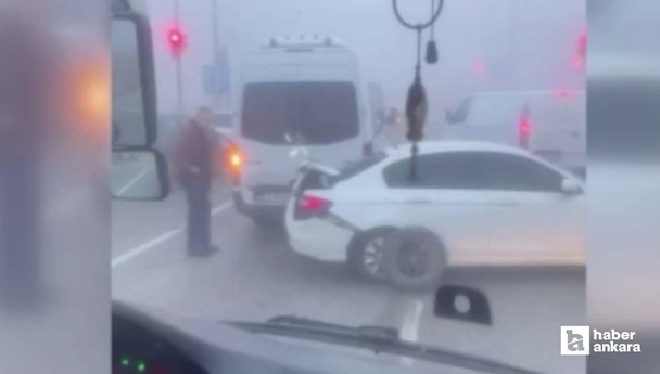 Akyurt'ta yoğun sis nedeniyle zincirleme kaza meydana geldi