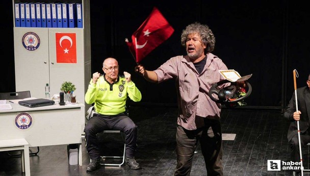 Etimesgut Belediyesi Emekli Tiyatrosu'ndan 'Söz mü?' oyunuyla anlamlı buluşma