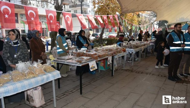 Kahramankazan'da Gazze'ye yardım için açılan hayır çarşısında 702 bin lira gelir elde edildi