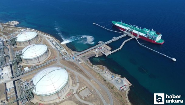 Bakan Bayraktar'dan LNG kapasitesi açıklaması!