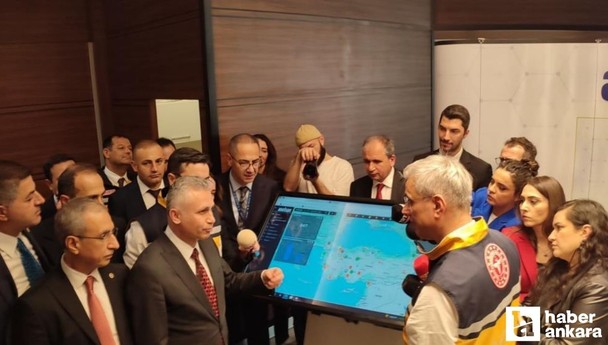 Bakan Memişoğlu: 'Ambulans filomuzu 40 kat büyüttük'