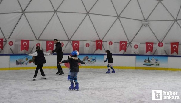 Keçiören Belediyesi'nin ücretsiz buz pateni hizmeti yoğun ilgi görüyor