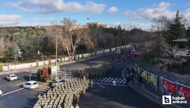 Kara Harp Okulu ile Anıtkabir arasında Atatürk Garnizon Koşusu yapıldı