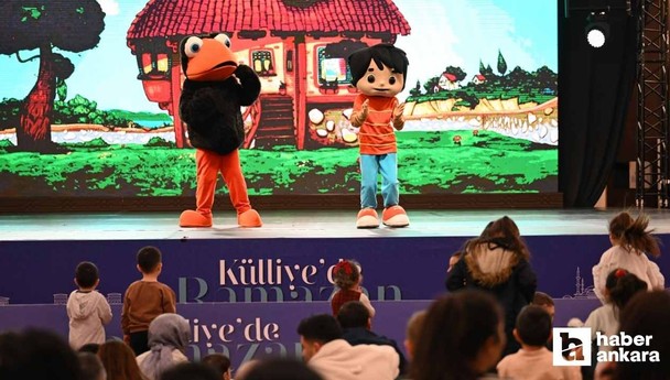 Külliye'de Ramazan etkinliklerinde Ege ile Gaga müzikali sahnelendi