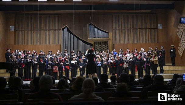 CSO Ada Ankara’da farklı kıtalardan çocuk şarkıları seslendirildi