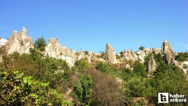 Kapadokya'ya gitmeye gerek yok! Bu peri bacaları Ankara'ya sadece 1 saat uzaklıkta