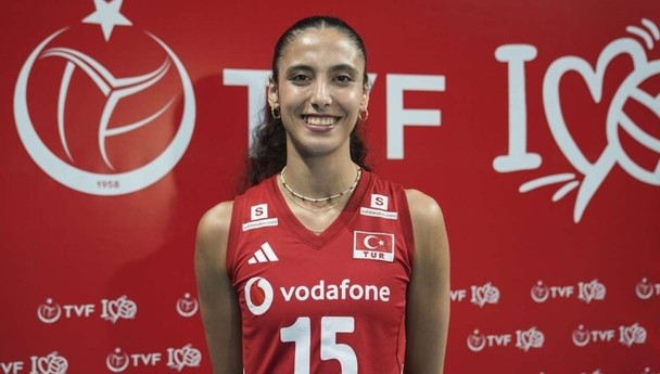 Ay-yıldızlı voleybolcu Deniz Uyanık: Hedef kupayı kazanmak