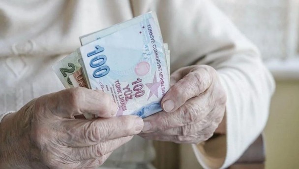Emeklilere yeşil ışık yanmıştı! Emekli maaşlarına yeni zam ne düşünülüyor?