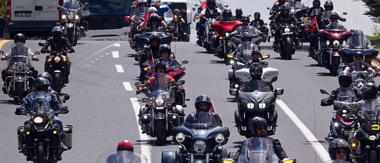 500 motosikletli 19 Mayıs için Ankara'da tur attı, Erdal Beşikcioğlu'da katıldı - Resim : 4