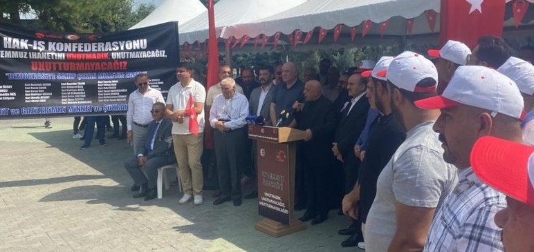 HAK-İŞ Ankara'daki 15 Temmuz Şehitliği'ni ziyaret etti - Resim : 2