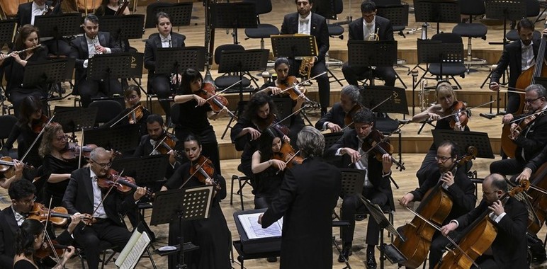 Ankara Üniversitesinin 80. yılı dolayısıyla konser düzenlendi