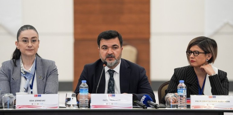 Başkentte akran zorbalığı konusunda toplantı düzenlendi