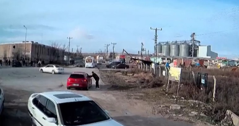 Polatlı'da drift atan 5 sürücüye 291 bin lira ceza kesildi