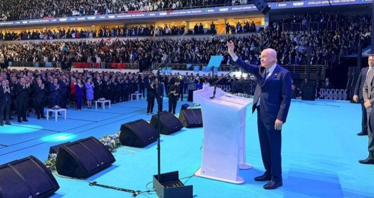 Devlet Bahçeli, 'Türk Gençliği Büyük Kurultayı'na katıldı