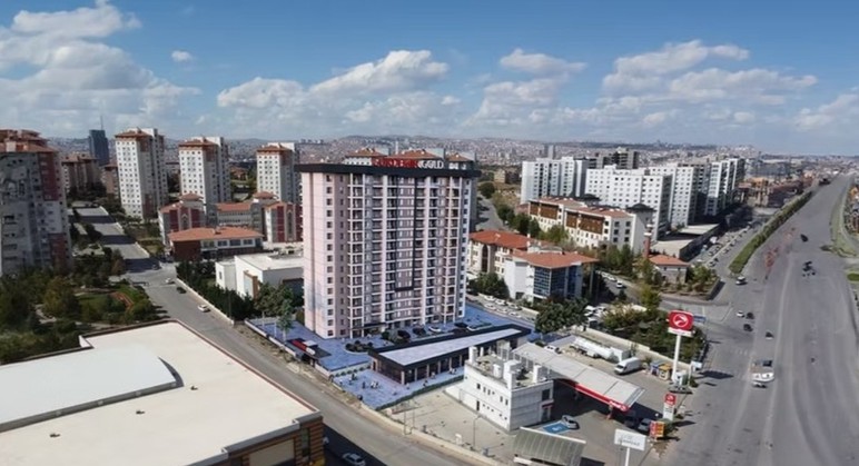 Altındağ'ın en gözde lokasyonunda 164 lüks dairelik yaşam projesi yükseliyor! Gökdemir Gold alıcılarını bekliyor - Resim : 2