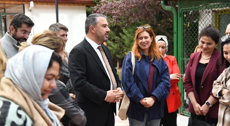 Büyükelçi eşleri Endemik Vadi'de misafir edildi!