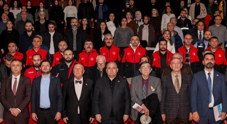 Keçiören'de depreme ilişkin panel düzenlendi - Resim : 4