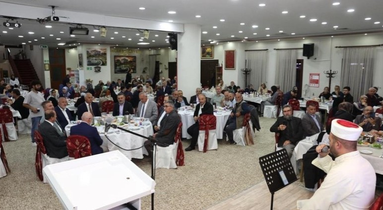 Sincan Belediyesi, cami ve din görevlilerine özel yemek programı düzenledi