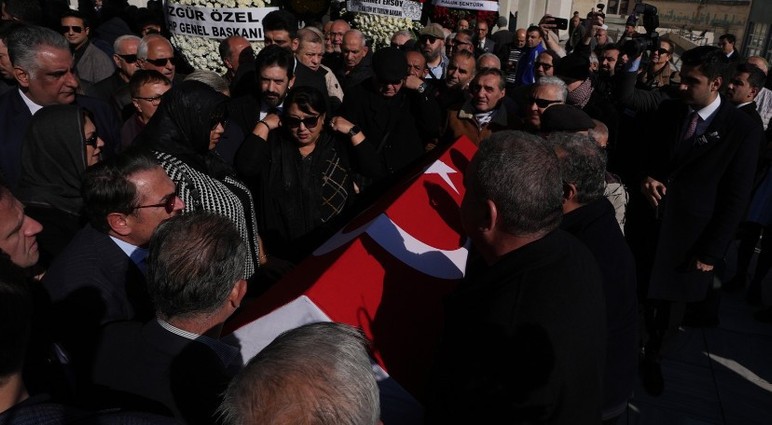 Türk sanat müziğinin usta ismi Muazzez Abacı'ya başkentte veda
