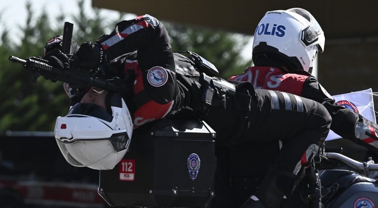 Başkentte eğitimlerini tamamlayan 85 yunus polisi için mezuniyet töreni düzenlendi