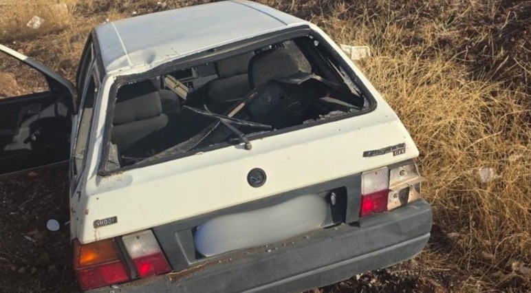 Kırıkkale'de şarampole devrilen araçtaki 2 kişi yaralandı