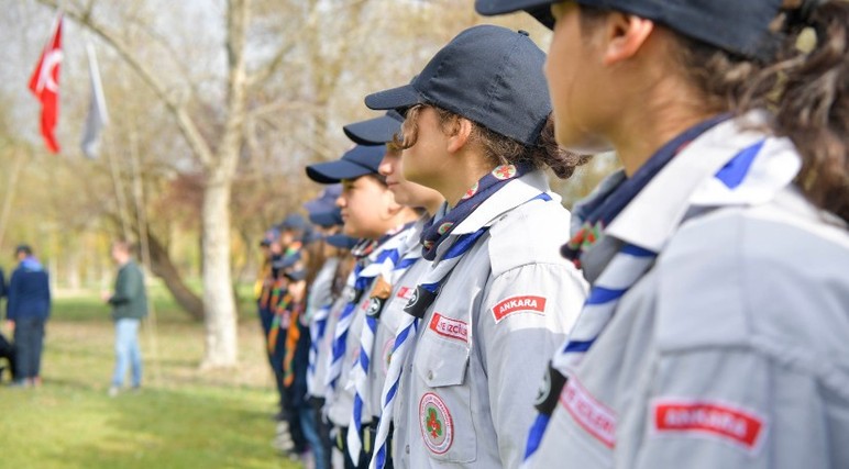 ABB, farklı illerden gelen 200 öğrenci için İzcilik Kampı düzenledi - Resim : 2