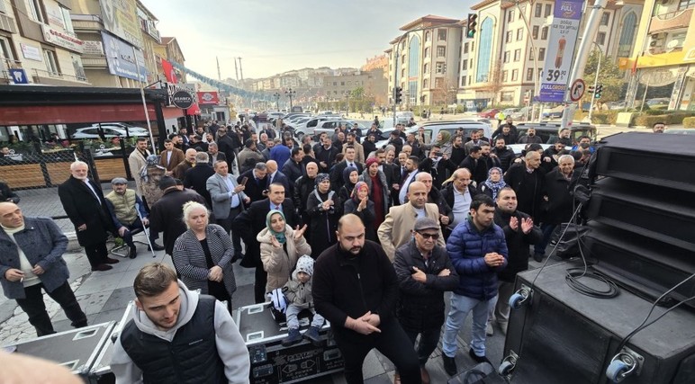 AK Parti Keçiören İlçe Başkanlığı'nda görev devir teslim töreni yapıldı! - Resim : 2