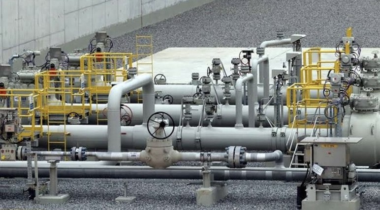 Gazprom açıkladı: Ukrayna üzerinden doğalgaz sevkiyatı durduruldu